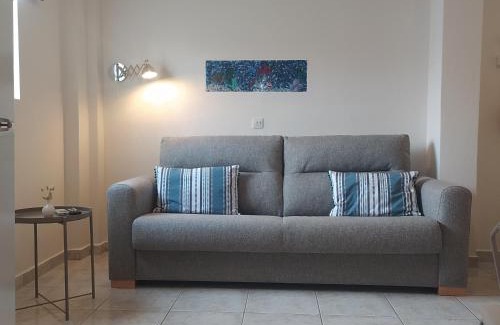 Sarti Apartment | Discover Aristea Studios: Guest Rated 10/10 with Ocean Views