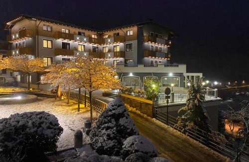 Molveno Hotel | Discover Ariston Lake View Hotel with Oceanfront Amenities