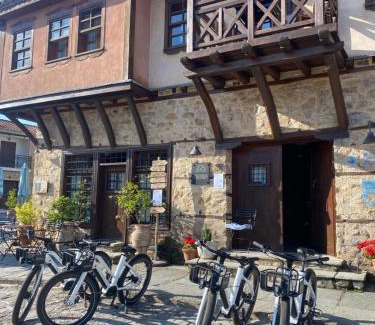 Arnaia Hotel | Pet-Friendly Aristotelous Alexandrou Historic Inn with Ocean Views