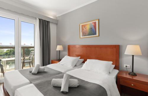 Kanoni Hotel | Experience Ariti Grand Hotel: Family-Friendly & Pet Welcoming