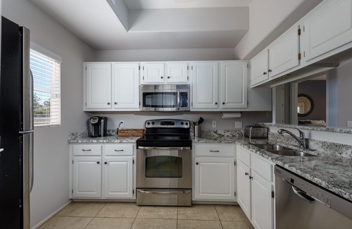 Tempe Condo | Prime Arizona Location: Golf, ASU & Spring Training Access