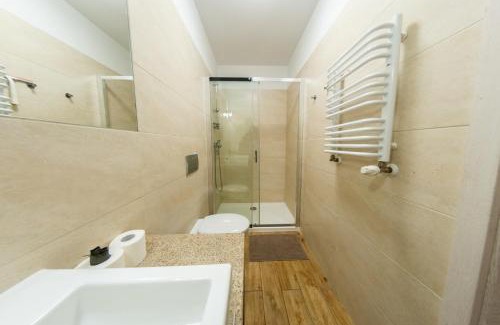Miedzywodzie House | Arka: Delightful Rooms with Private Entrances and Ocean Views