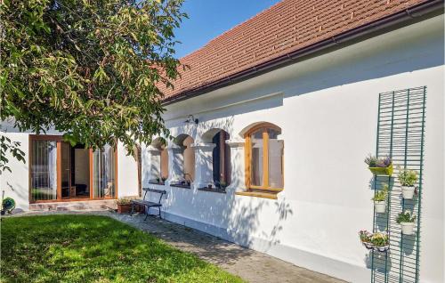 Oberwart Apartment | Explore Arkadenhaus Apartment Gross: Family & Pet Friendly