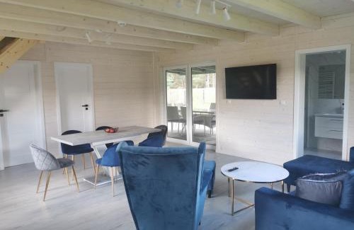 Prusicko House | ARKADIA: Relaxing Retreat with Hot Tub & Sauna by the River