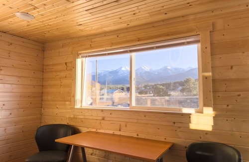 Howard Cabin | Arkansas River Frontage, Cozy Cabin with AC, WiFi in gorgeous Howard pets ok