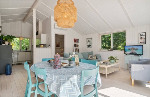 Bedegaard House | Cozy Arkil: Oceanfront Retreat Just 150m from the Sea