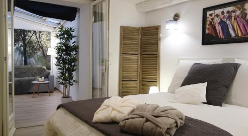 Arles City Centre Apartment | Unforgettable Stay at Arles' Haven - Le Loft du Centre