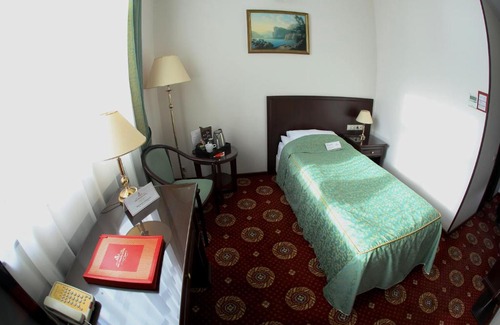Cherepovets Hotel | Budget-Friendly Arm Premier Hotel with Delicious Breakfast