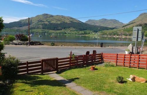 Lochgoilhead House | Discover Armadale Cottage: Pet-Friendly Retreat with Breakfast