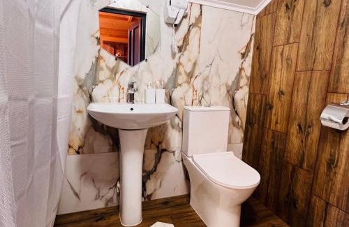 Alaverdi Ski Chalet | Pet-Friendly ARMBEE Honey Farm: Guest Rated 10/10 Stay