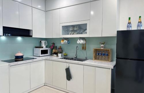 Gia Lam Apartment | Cozy Armin Homes: 2-Bedroom Retreat with Ocean Views