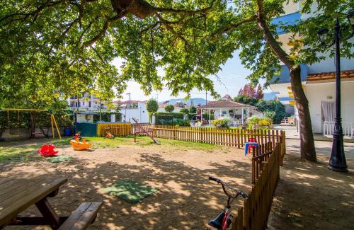 Asprovalta Hotel | Guest Favorite: Family-Friendly Armiriki Rooms Await You