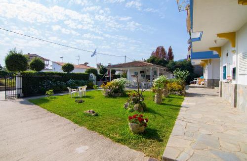 Asprovalta Hotel | Guest Favorite: Family-Friendly Armiriki Rooms Await You