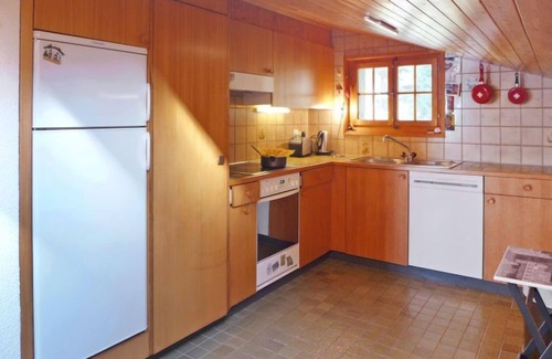 Villars-sur-Ollon Apartment | Scenic Armorial II Apartment with Spa & Lake View
