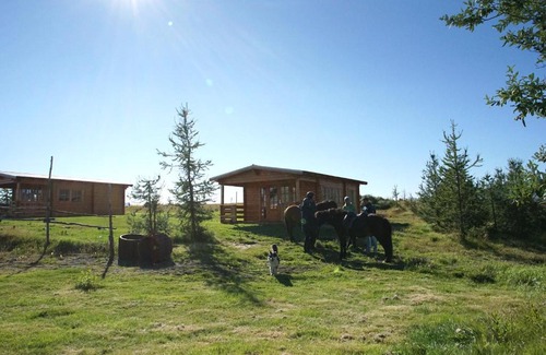 Sauarkrokur House | Discover Armuli: Family-Friendly Stay with Top Ratings
