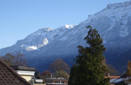 Central Interlaken Bed & Breakfast | Cozy ARNOLDS Bed & Breakfast with 9.2/10 Guest Rating
