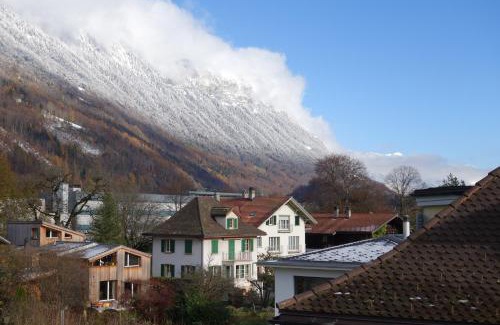 Central Interlaken Bed & Breakfast | Cozy ARNOLDS Bed & Breakfast with 9.2/10 Guest Rating