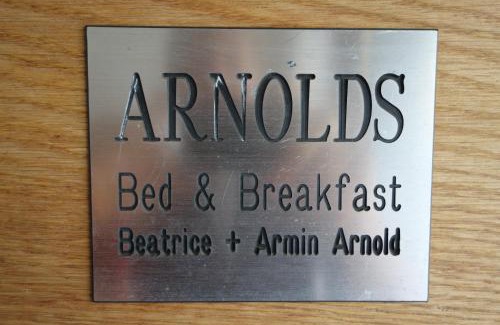 Central Interlaken Bed & Breakfast | Cozy ARNOLDS Bed & Breakfast with 9.2/10 Guest Rating