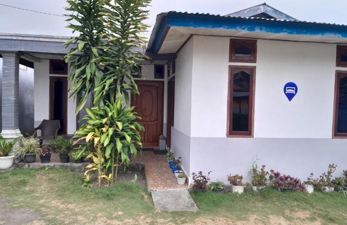 Bajawa House | Arnolds Family Homestay: Rated 9/10 with Breakfast Included