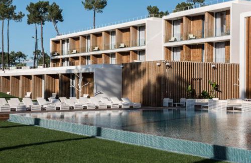 Charneca de Caparica e Sobreda Hotel | Tranquil Aroeira Lisbon Hotel: Oceanfront & Golf Experience