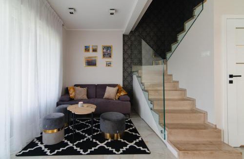 Debki House | Experience AROMA DĘBKI: Year-Round Family Retreat