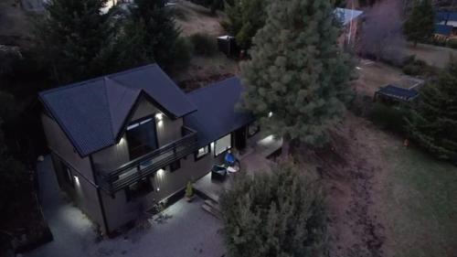 San Martin de los Andes House | Experience Aroma de Hogar: Family-Friendly Retreat