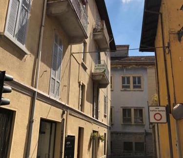 Arona Apartment | Discover Arona Picasso's House: Modern Art & Family-Friendly