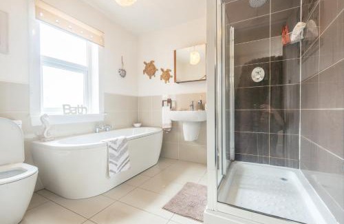 Prestwick Apartment | Experience Arran View: Family-Friendly 4-Star Retreat