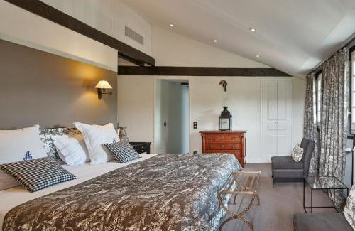 Sare Hotel | Arraya: Oceanfront Escape with Pool & High Guest Ratings