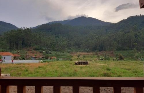 Ciwidey Villa | Arreneuz Villa Syariah Ciwidey