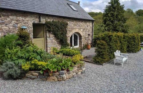 Thomastown House | Arrigle Cottage