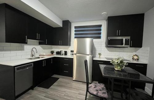 Calgary Apartment | Arriva Homestay