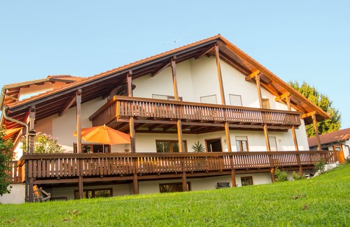 Aidenbach Apartment | Relax and Unwind at Our Family-Friendly Getaway