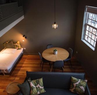 Old Town Apartment | Arrochela Studios