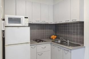 Carlton South Apartment | Discover Arrow on Swanston with Pool and Ocean Views