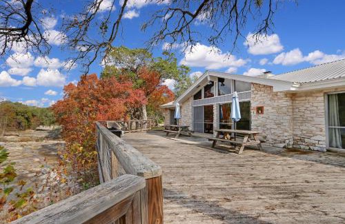 Wimberley House | Discover Arrowhead Falls: Family-Friendly with Pool Access