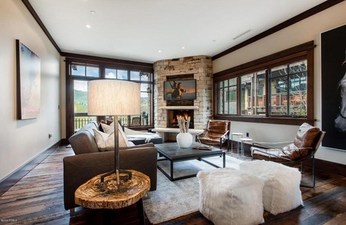 Empire Pass House | Family-Friendly Arrowleaf Lodge - 2 Bed Condo #109