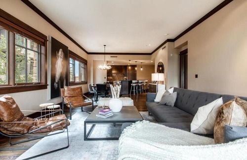 Empire Pass House | Family-Friendly Arrowleaf Lodge - 2 Bed Condo #109