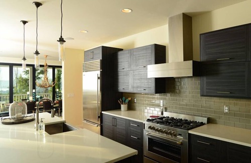 Chelan House | Inviting Arroyo at Lake Chelan Vacation Rentals with Spa
