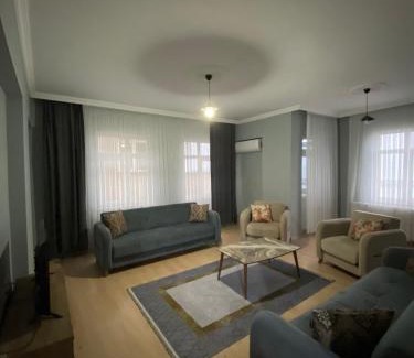 Arsin Apartment | Pet-Friendly ARSİN APART with Ocean View & Hot Tub