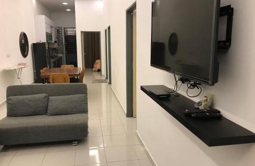 Bukit Kayu Hitam House | Top-Rated Arsyad Homestay Changlun for Family Getaways
