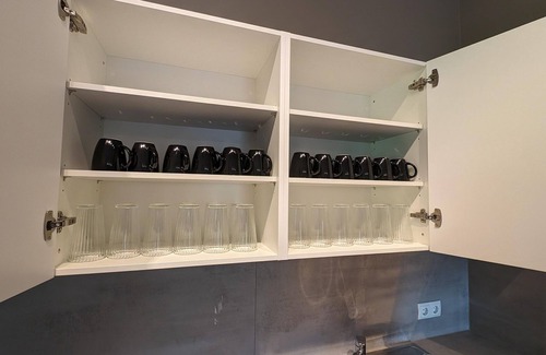 Natters Apartment | Art and Sporthotel Suite 10: Family-Friendly & Unique Experience