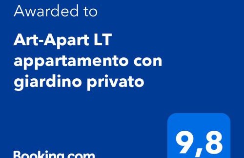 Padova Apartment | Exceptional Ocean View Retreat: Art-Apart LT with Garden