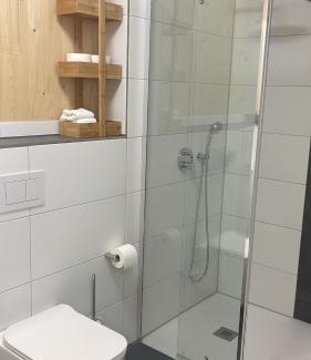 Perouse Apartment | Stylish Art Apart Stuttgart: Pet-Friendly & Family Amenities