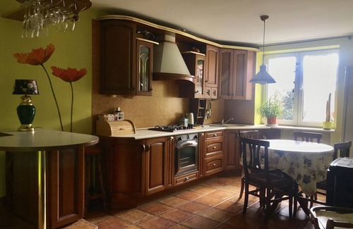 Grodna Apartment | Cozy Art Apartment Grodno with Spa and Pet-Friendly Amenities