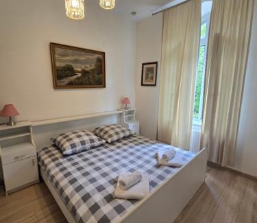 Spala Apartment | Art Apartment