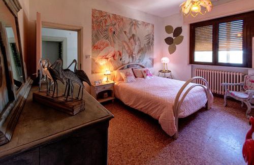 Vaccolino Bed & Breakfast | Welcoming Art b&b Gli Aironi: Restaurant & Breakfast Included