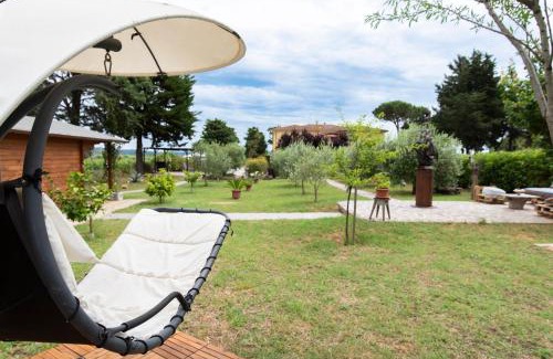 Suvereto House | Relaxing Art Beds & Garden: 9 Beds Near Sea and Thermal Baths