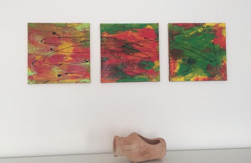 Groedig Apartment | Art Chic: Your Exceptional Child-Friendly Getaway