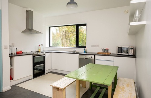 Corofin House | Idyllic Art Deco Lakehouse Retreat at Inchiquin - 10/10 Rated
